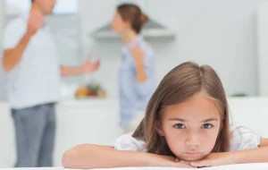 اشتباه والدین هنگام انتخاب آژانس مدلینگ چیست و چه راهکاری دارد
