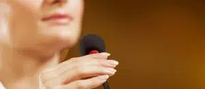 شباهت های کنترل استرس در گویندگی و مدلینگ