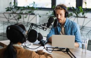 تمرین هایی برای گویندگی آگهی تبلیغاتی