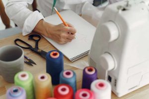 نقش آموزشگاه فشن در تبلیغات و رسانه