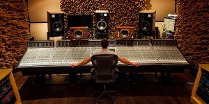 احساسات در گویندگی