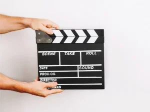 تاثیر سکانسهای سکوت در تیزر تبلیغاتی 3 استخدام بازیگر حرفه ای و تازه کار در آژانس پرتو