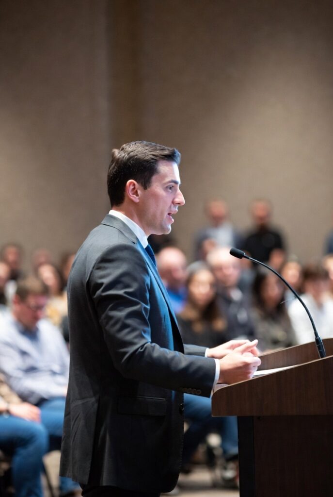 آموزش گویندگی و فن بیان 1 مراحل گویندگی و فن بیان به چه صورت است؟