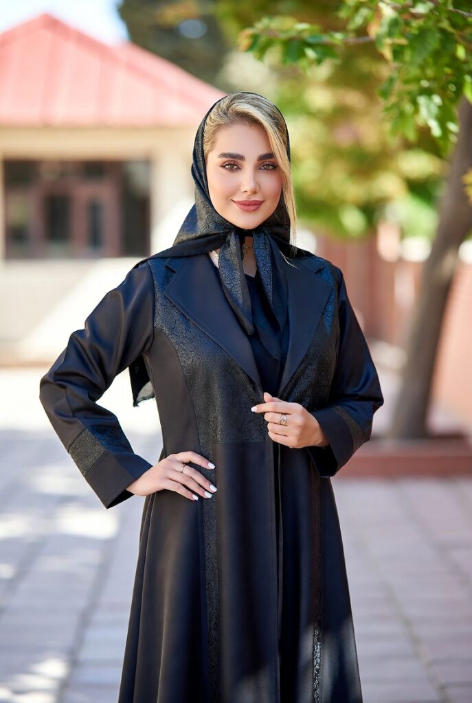 مدلینگ مانتو و نحوه کار در این حوزه 3 آژانس مدلینگ و تبلیغاتی پرتو