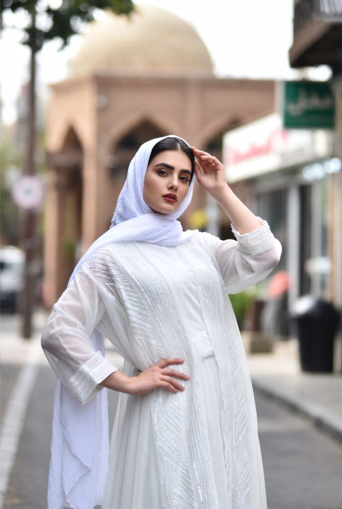 مدل به چه کسی میگویند؟