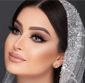 درآمد مدلینگ عروس در ایران چقدر است و به چه عواملی بستگی دارد؟