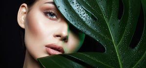 چرا برندهای معتبر از مدل بدون آرایش استفاده می‌کنند؟