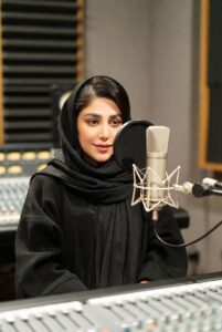 مهارت‌های کلیدی برای موفقیت در استخدام گوینده خانم دورکار